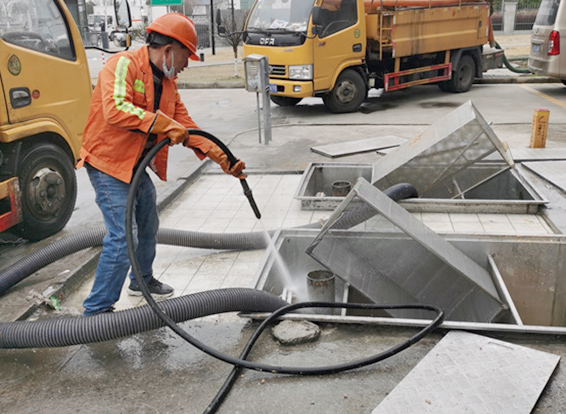 北泉镇隔油池清理